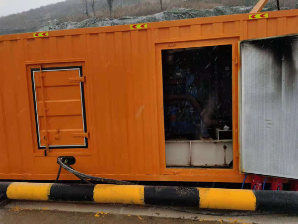 哈巴河发电机出租 柴油发电机组电压低报警怎么办？