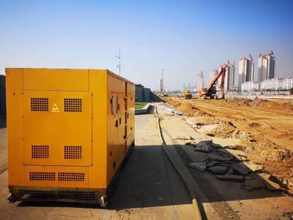 哈巴河柴油发电机组转数不稳定是什么原因造成的？